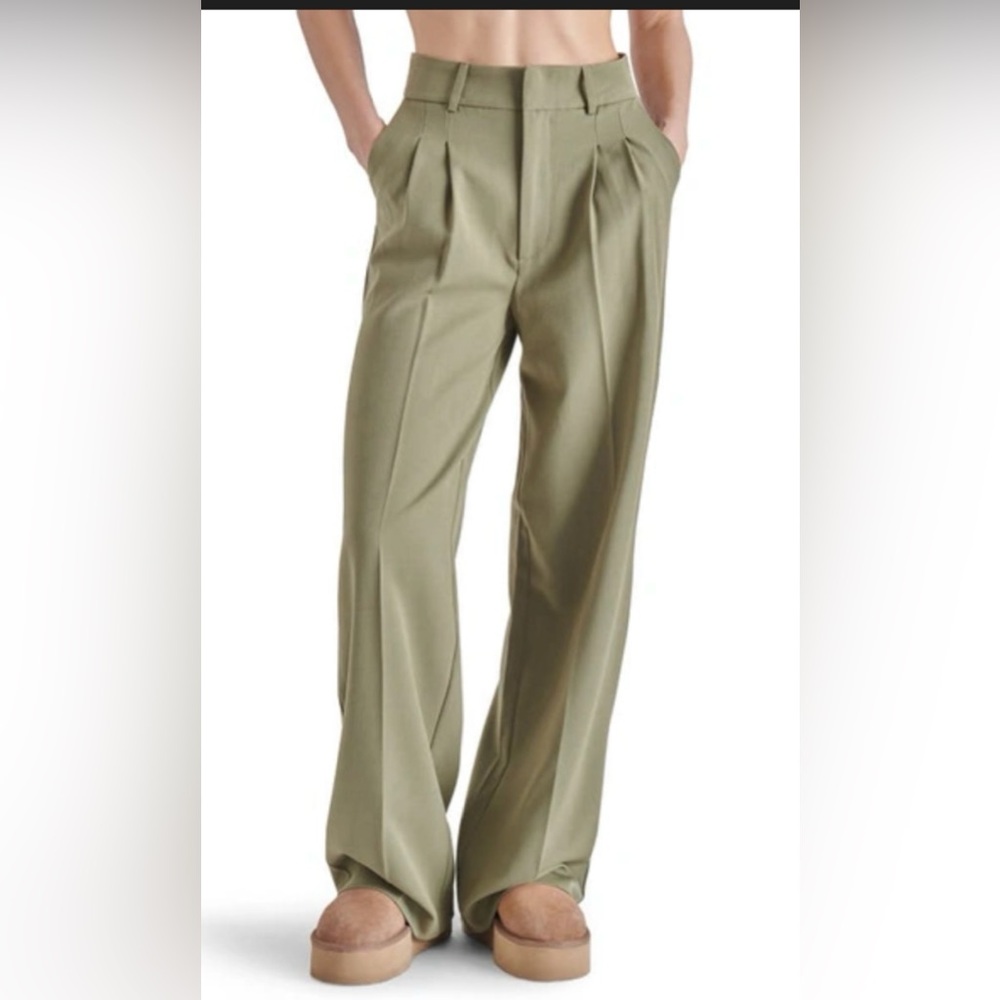 Steve Madden Women Pleated Trouser Dress Pants size L Dusty Olive Color